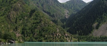 Озеро Иссык летом